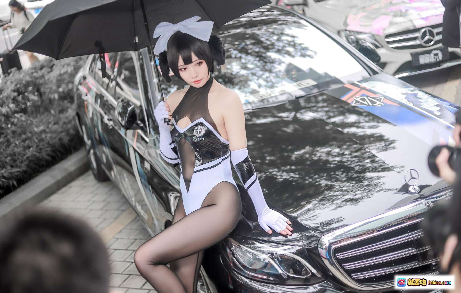 图片[9] - 墨玉-M NO.003 高雄赛车 Cosplay 美女镜前自拍 黑白制服 白蝴蝶结 长手套 黑丝高跟 34P写真 - 就要吻