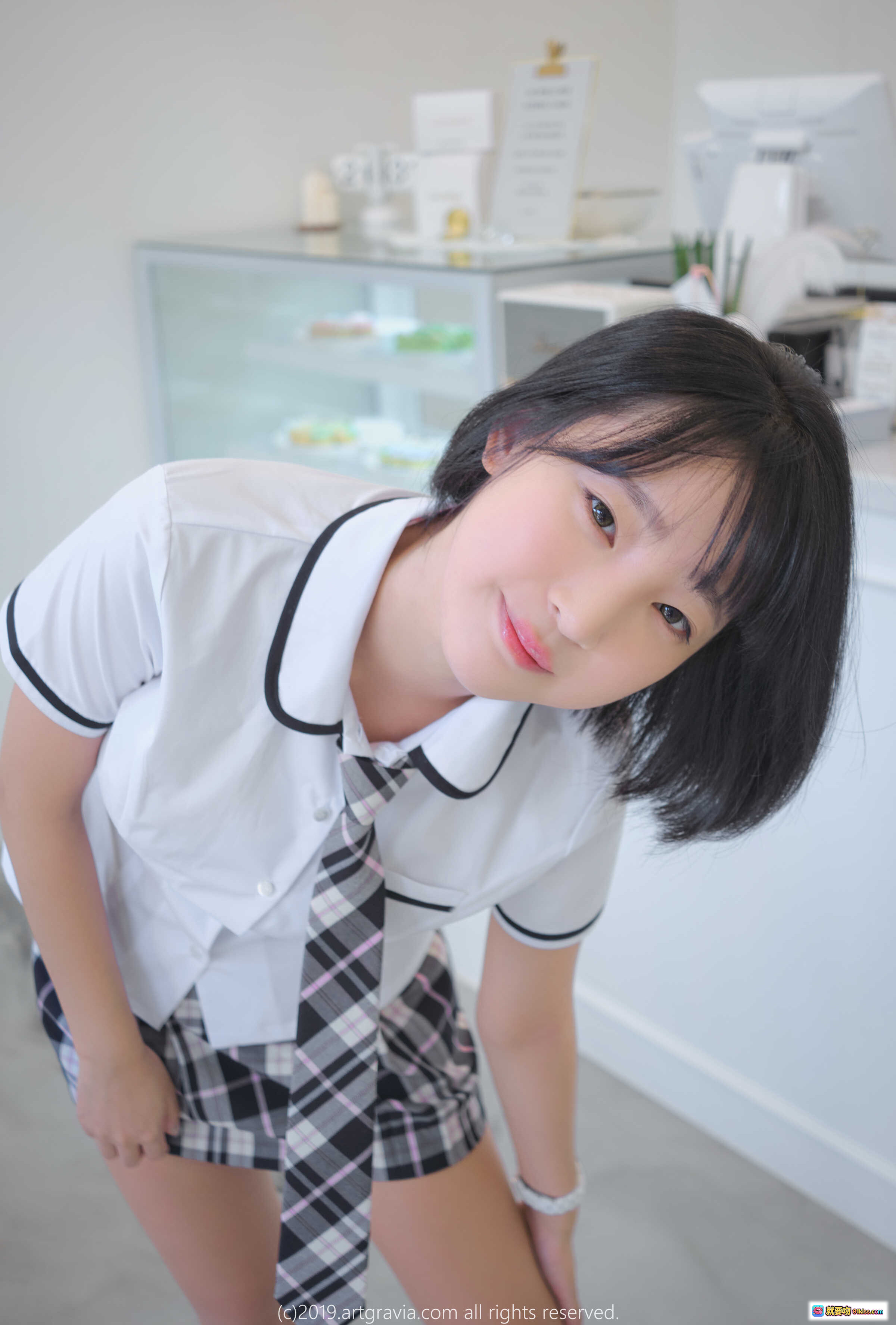 图片[1] - 姜仁卿 NO.057 | ARTGRAVIA VOL.105 47P | 白衬衫格子裙少女写真 | 清新甜美校园风 | 短发萌系私房照 - 就要吻