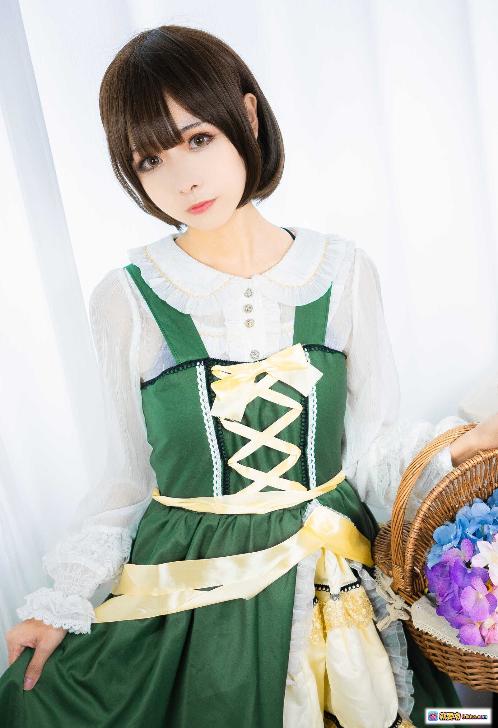 图片[10] - Momoko葵葵 NO.003 陆乃 绿白洛丽塔裙装 花篮鲜花 甜美少女写真 摄影棚布景 10P高清图集 - 就要吻