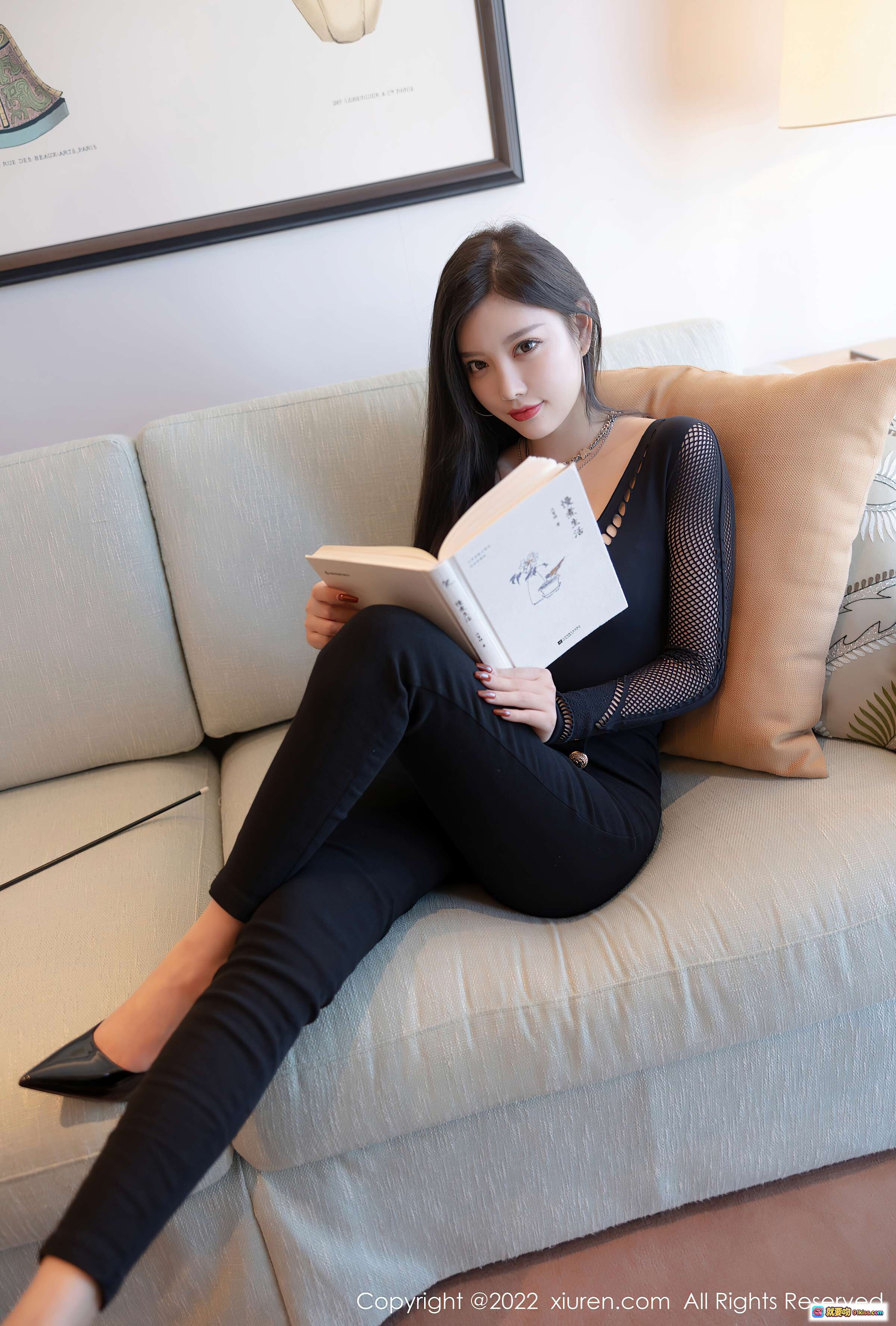 图片[10] - 杨晨晨Yome性感美腿写真 | 黑色网纱上衣高腰裤搭配尖头高跟 | XiuRen秀人网2022.01.18 NO.4480 - 就要吻