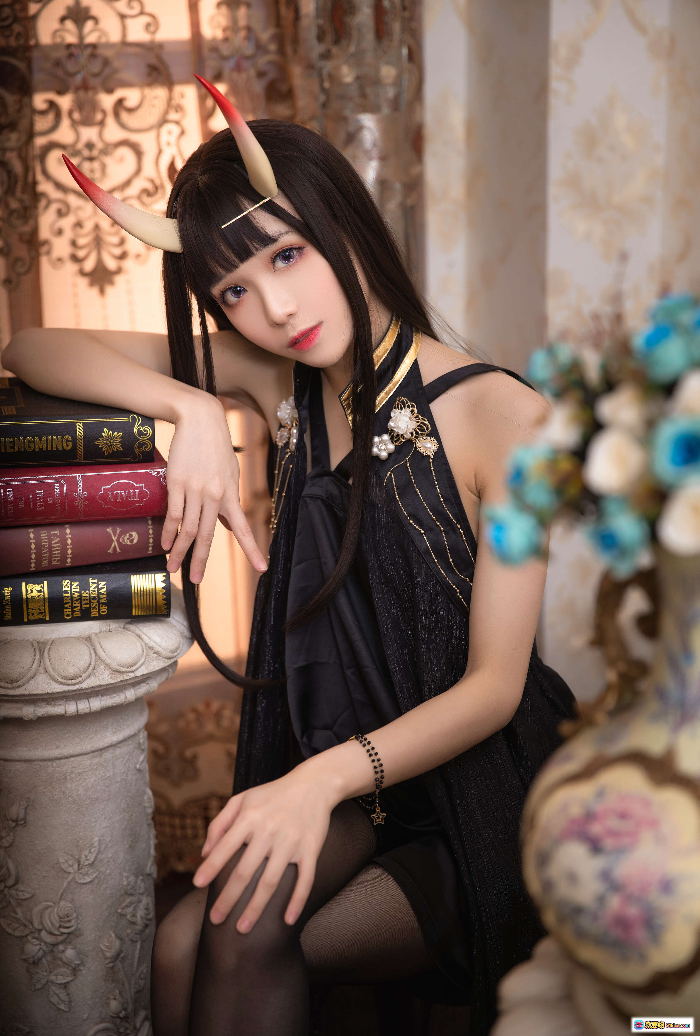 图片[7] - Tomoyo酱NO.002碧蓝能代礼服Cosplay 黑丝高跟恶魔角优雅坐姿复古沙发写真12P - 就要吻