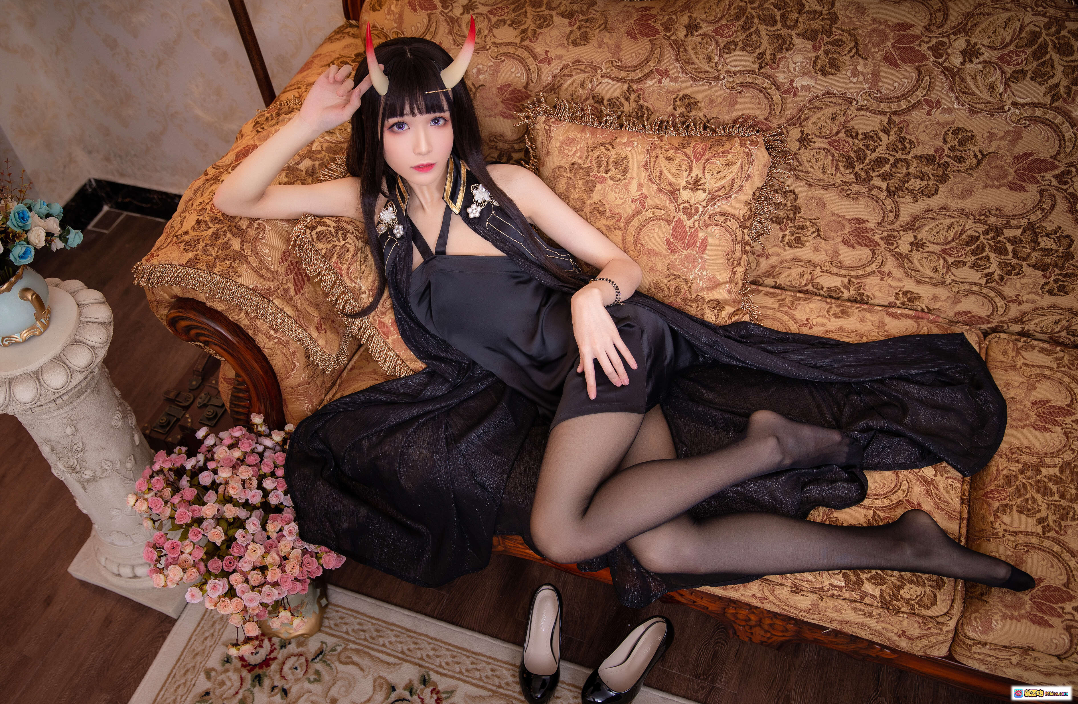 图片[10] - Tomoyo酱NO.002碧蓝能代礼服Cosplay 黑丝高跟恶魔角优雅坐姿复古沙发写真12P - 就要吻