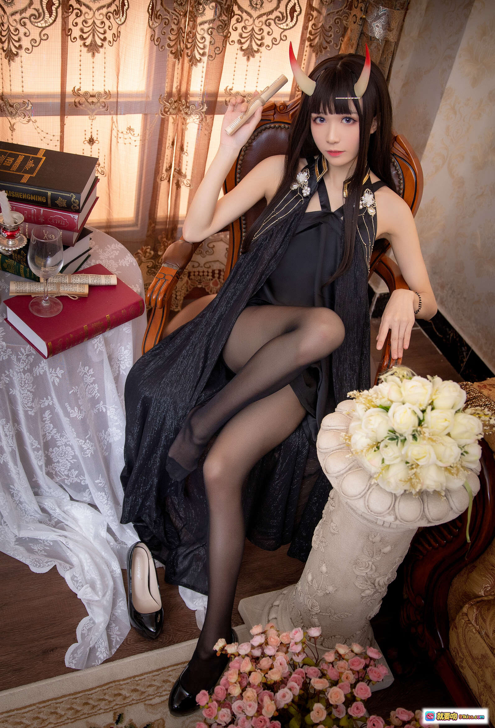 图片[4] - Tomoyo酱NO.002碧蓝能代礼服Cosplay 黑丝高跟恶魔角优雅坐姿复古沙发写真12P - 就要吻