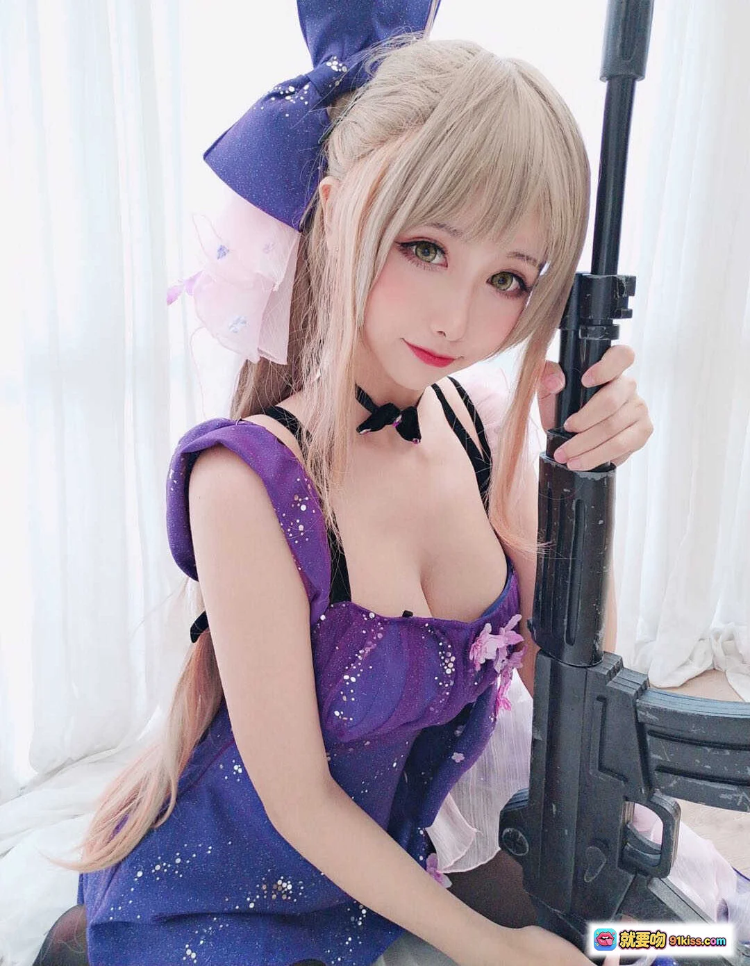 Momoko葵葵NO.026 K2自拍紫裙蝴蝶结持枪Cosplay写真18P - 就要吻