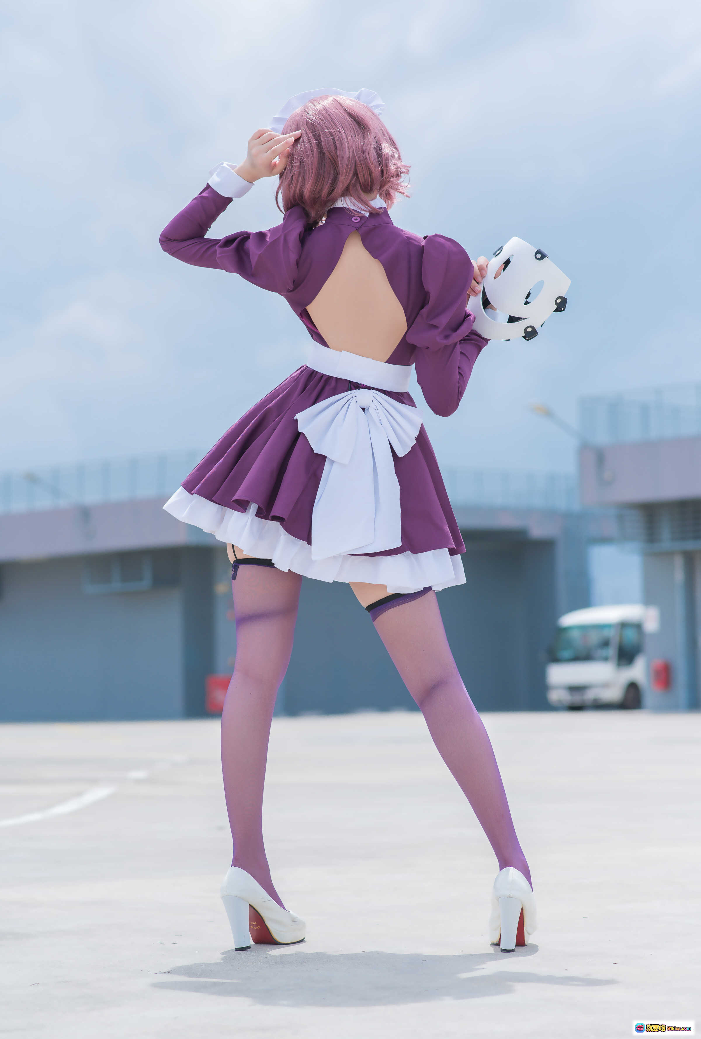 图片[9] - 花リリ(Plant Lily) NO.003 女仆装Cosplay 紫色长袖红蝴蝶结 白色围裙沙滩写真 12P高清图集 - 就要吻