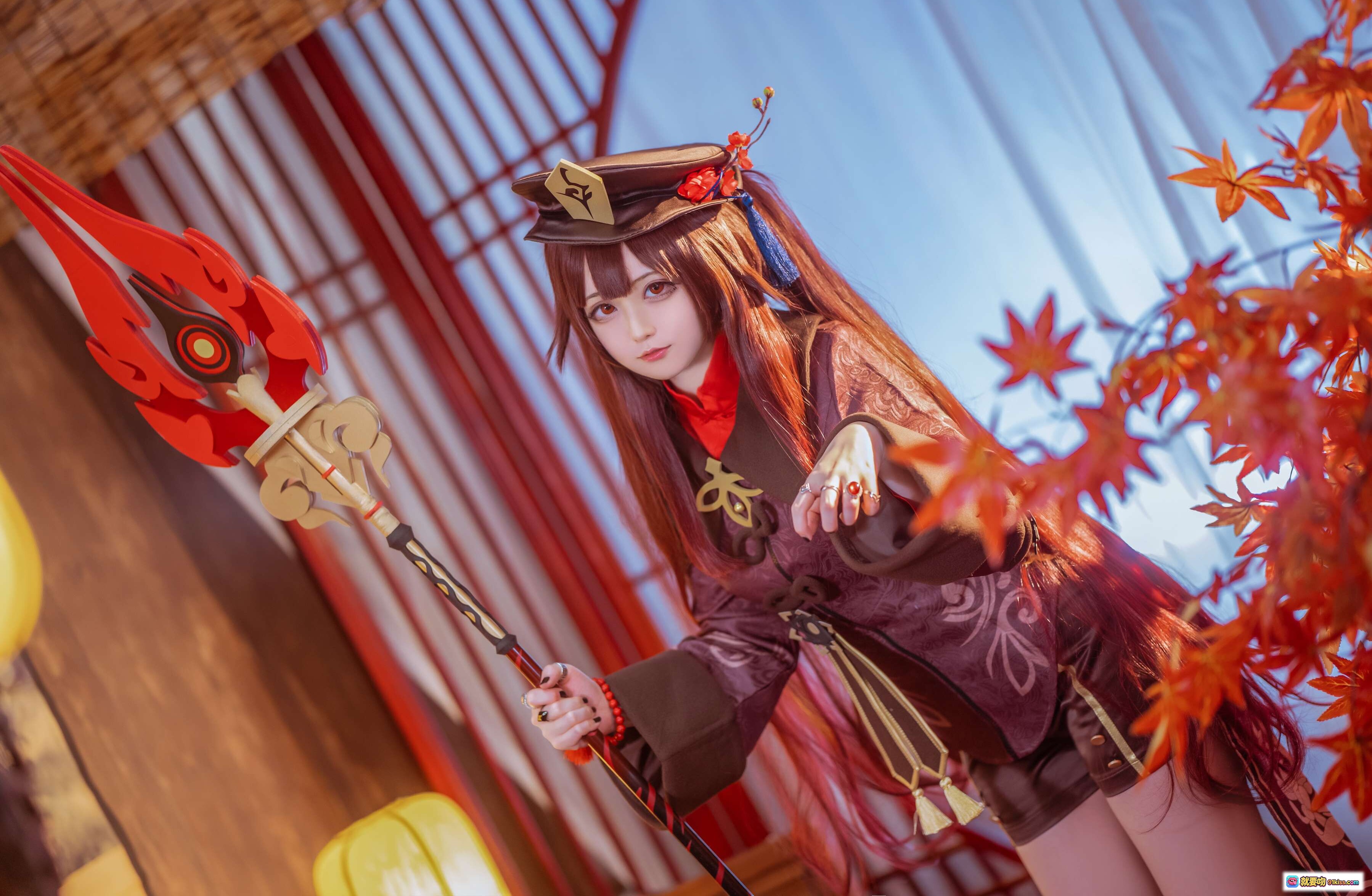 图片[2] - 萌妹Sayako NO.006 原神胡桃COS写真 62P 白丝红边 精致妆容 古风场景 萌系少女 二次元美图 - 就要吻