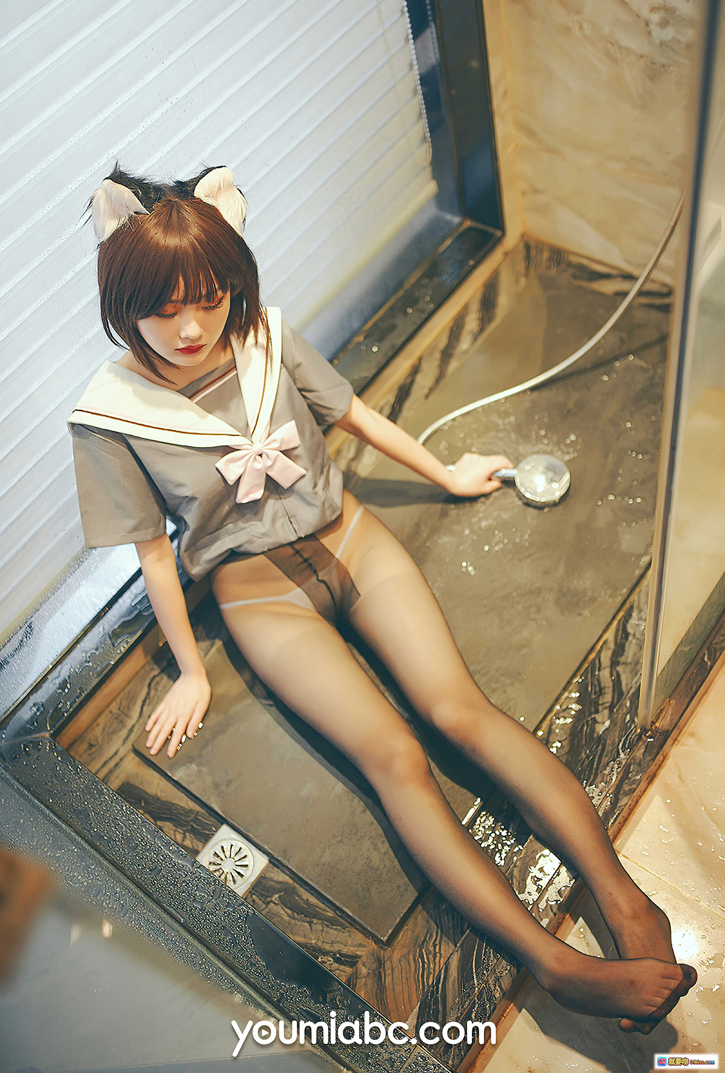 图片[7] - 制服猫娘写真NO.014｜黑丝美腿+白色内裤+性感私房照44P高清图集 - 就要吻