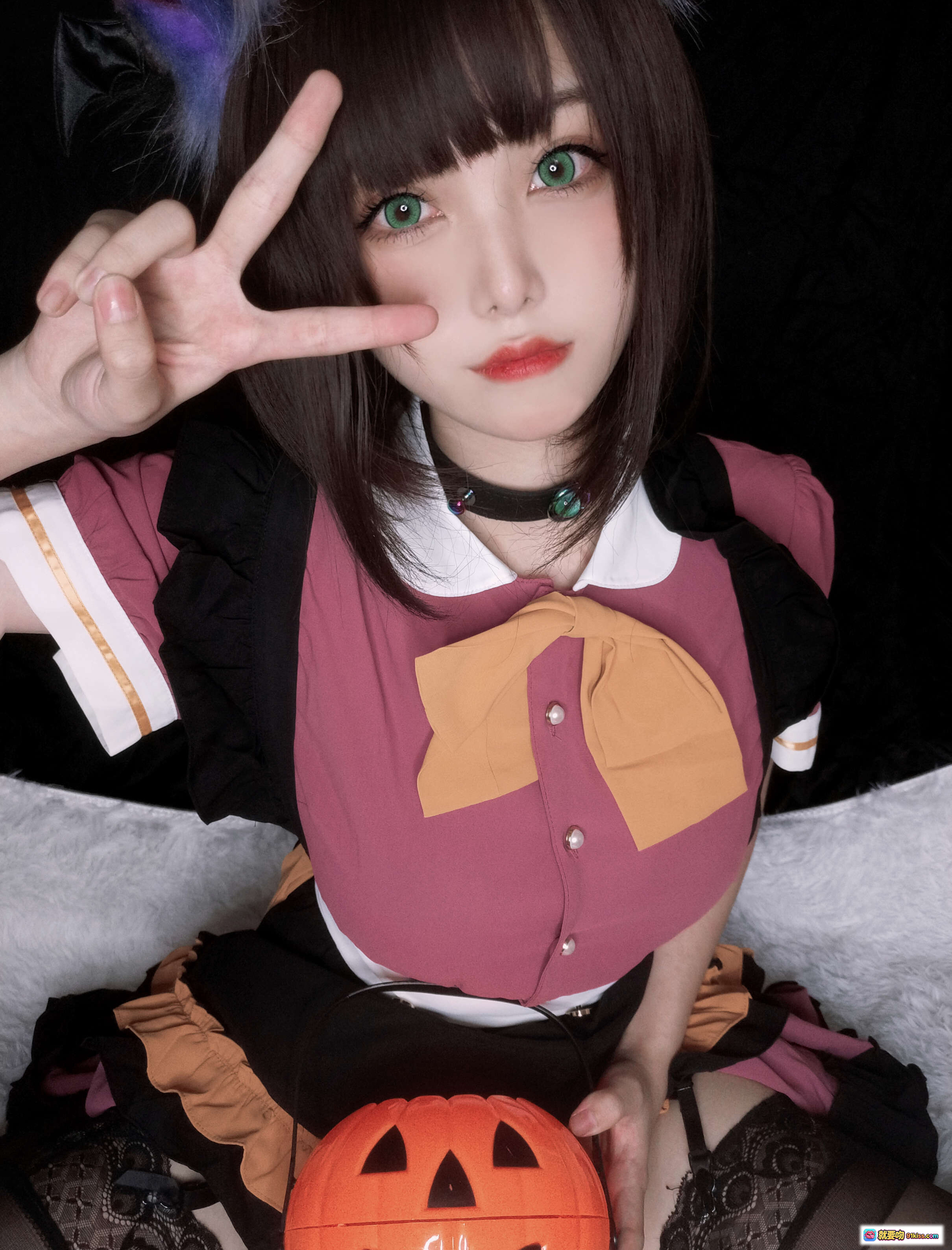 图片[2] - 蜜汁猫裘NO.077万圣节cosplay写真｜猫耳女仆装性感蕾丝黑丝美腿南瓜灯主题27P - 就要吻