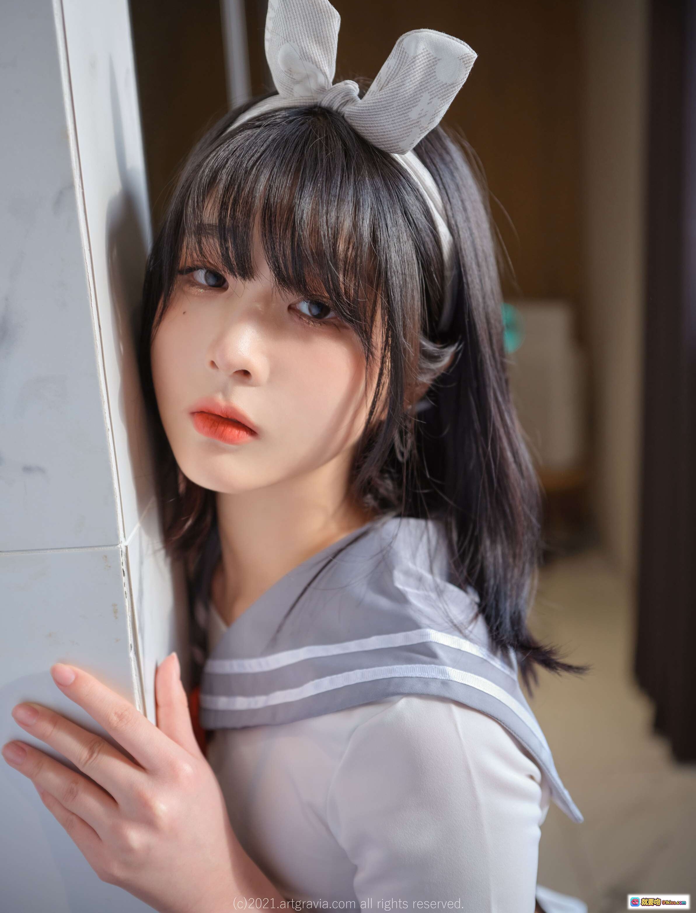 图片[6] - ARTGRAVIA VOL.349 Isabella 水手服少女写真 甜美兔耳造型 白色短裙露背设计 室内黑椅私房美拍 95P高清图集 - 就要吻