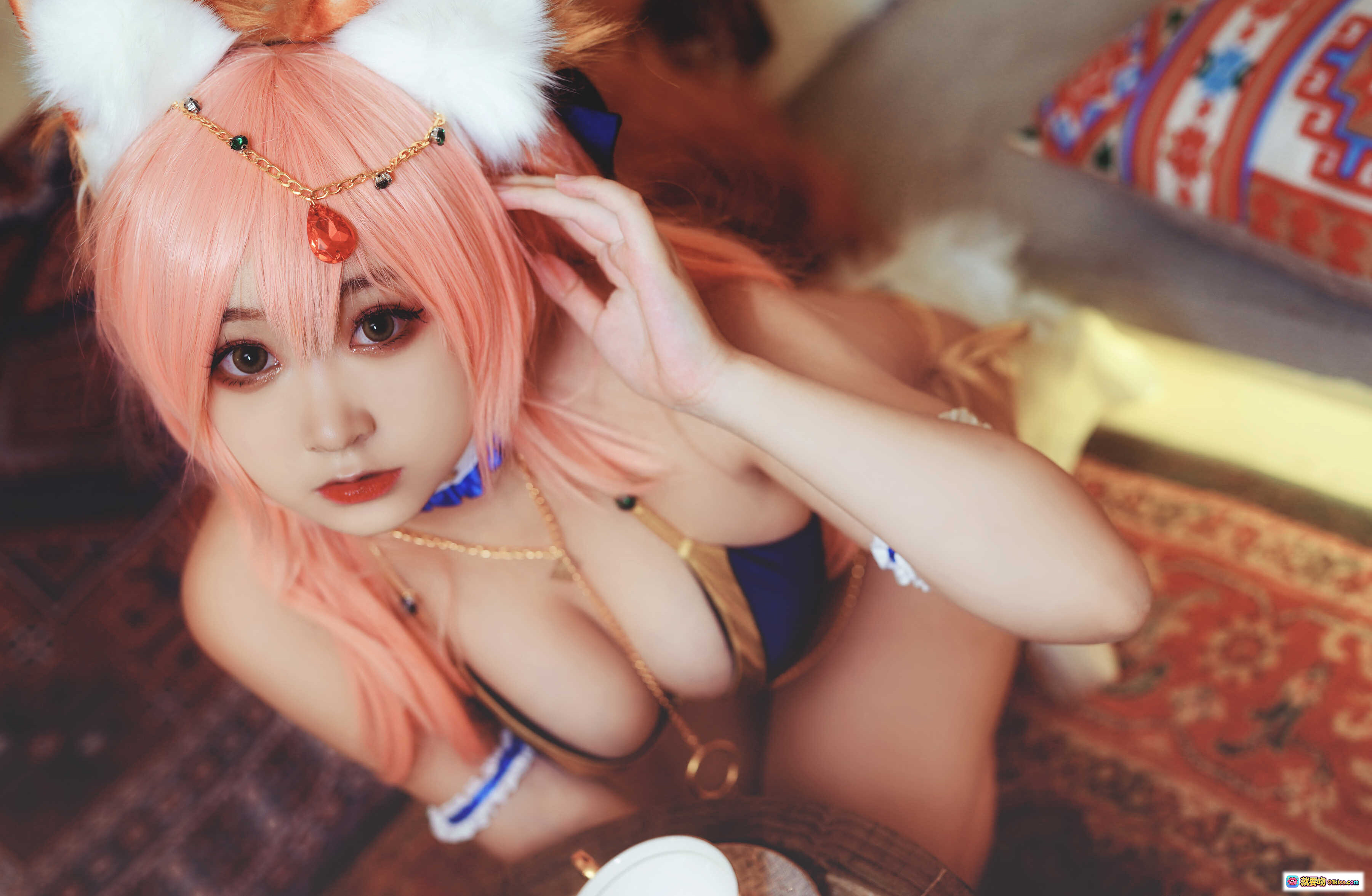 图片[8] - 恩田直幸NO.003玉藻前舞娘Cosplay写真｜粉发狐耳蓝纱面罩性感造型｜9P高清美图 - 就要吻