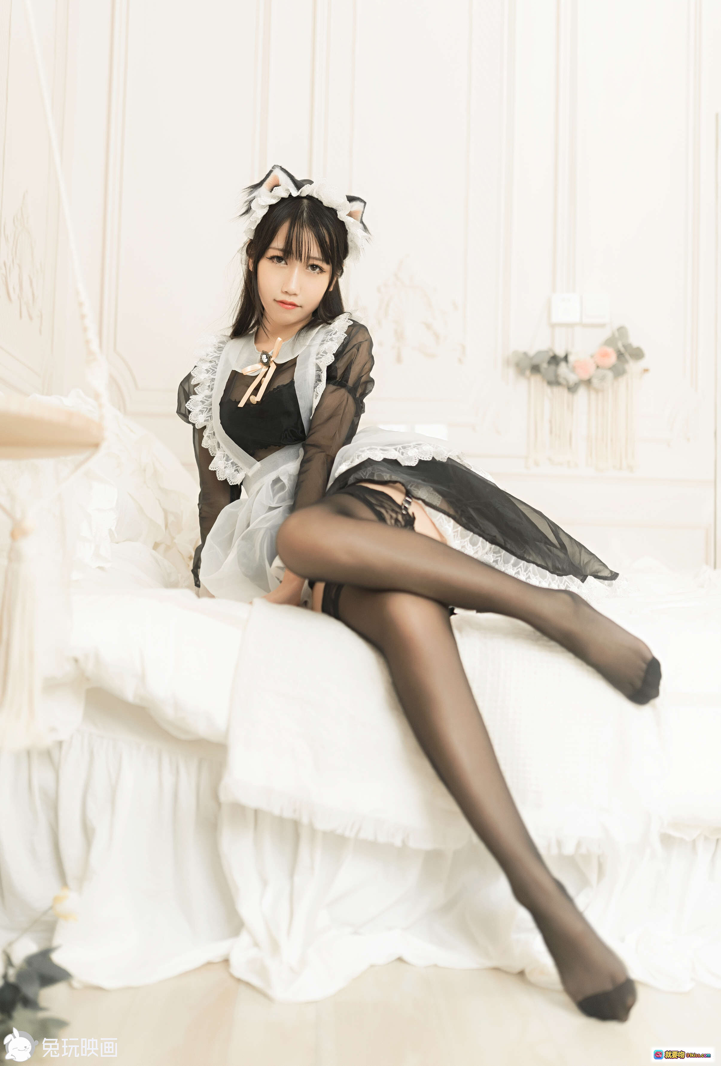 图片[9] - 不呆猫NO.019猫耳女仆装写真｜黑丝蕾丝透视装+白色蕾边+床上性感摆拍｜40P高清图集 - 就要吻