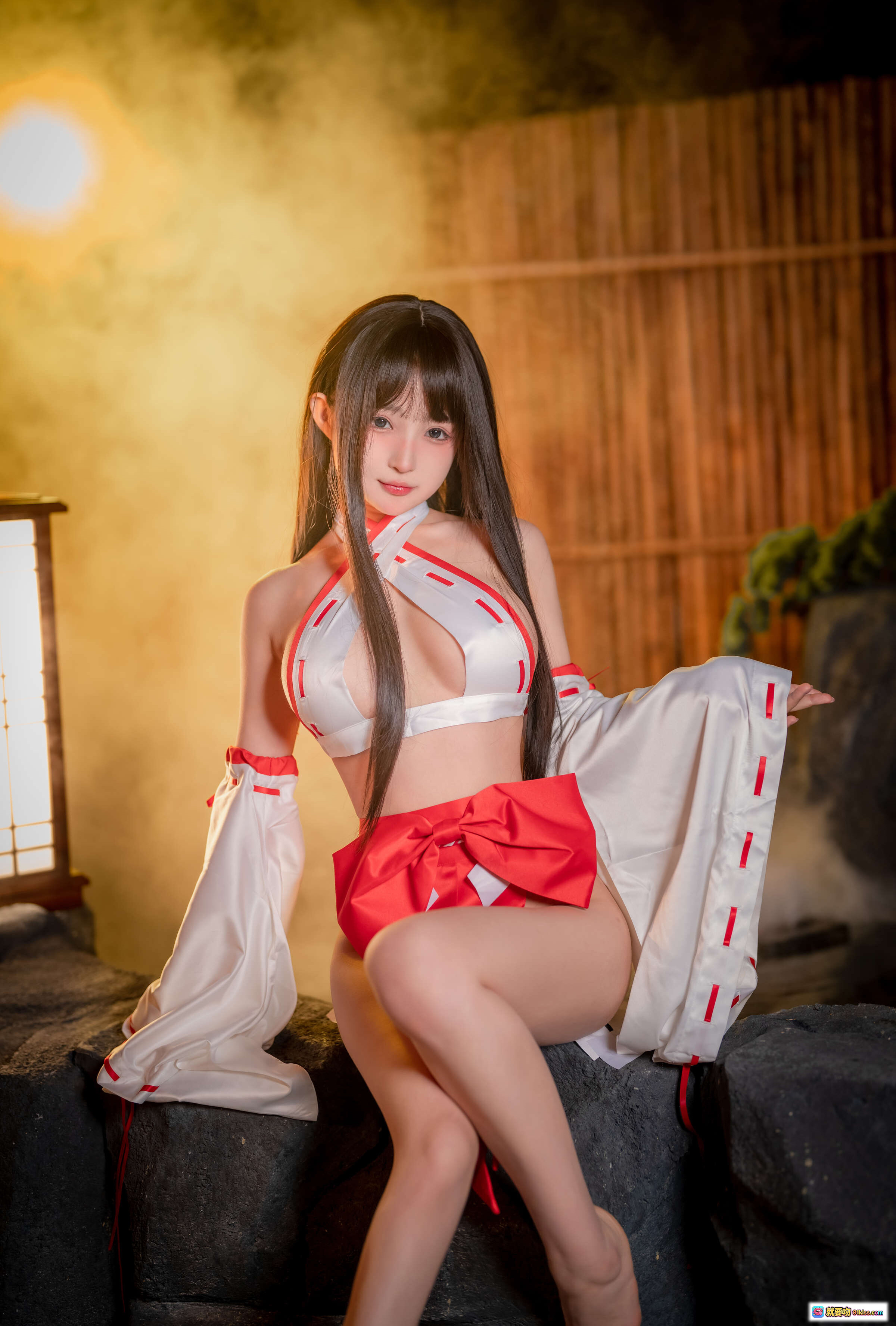 图片[3] - 桜井宁宁 NO.047 圣洁巫女写真 61P 白红和风服饰 温泉岩石场景 美腿美背性感姿势 - 就要吻