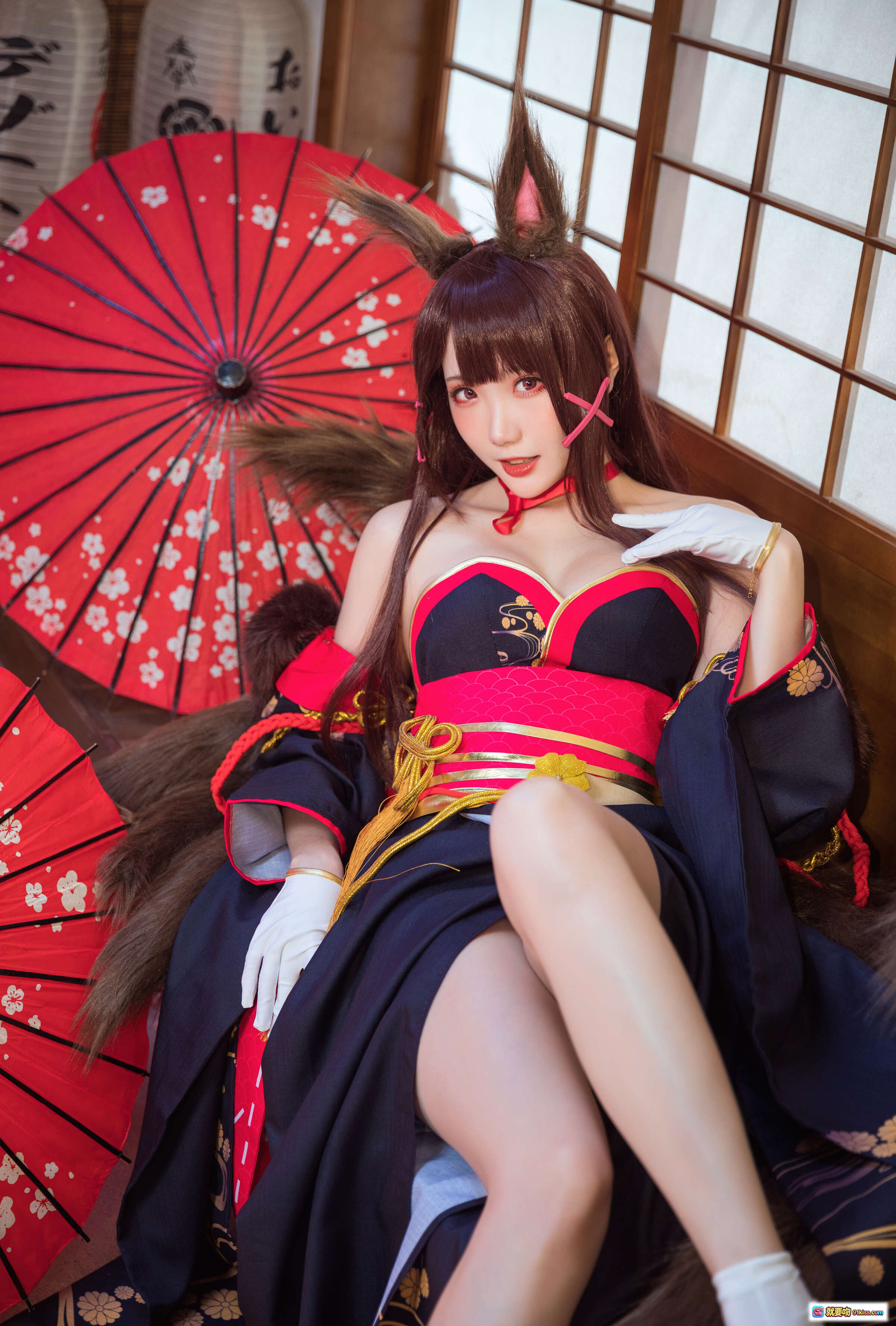 图片[4] - 瓜希酱NO.041赤城cosplay写真 | 日式和风场景 | 红黑战袍+狐耳+木屐+油纸伞 | 27P高清美图 - 就要吻