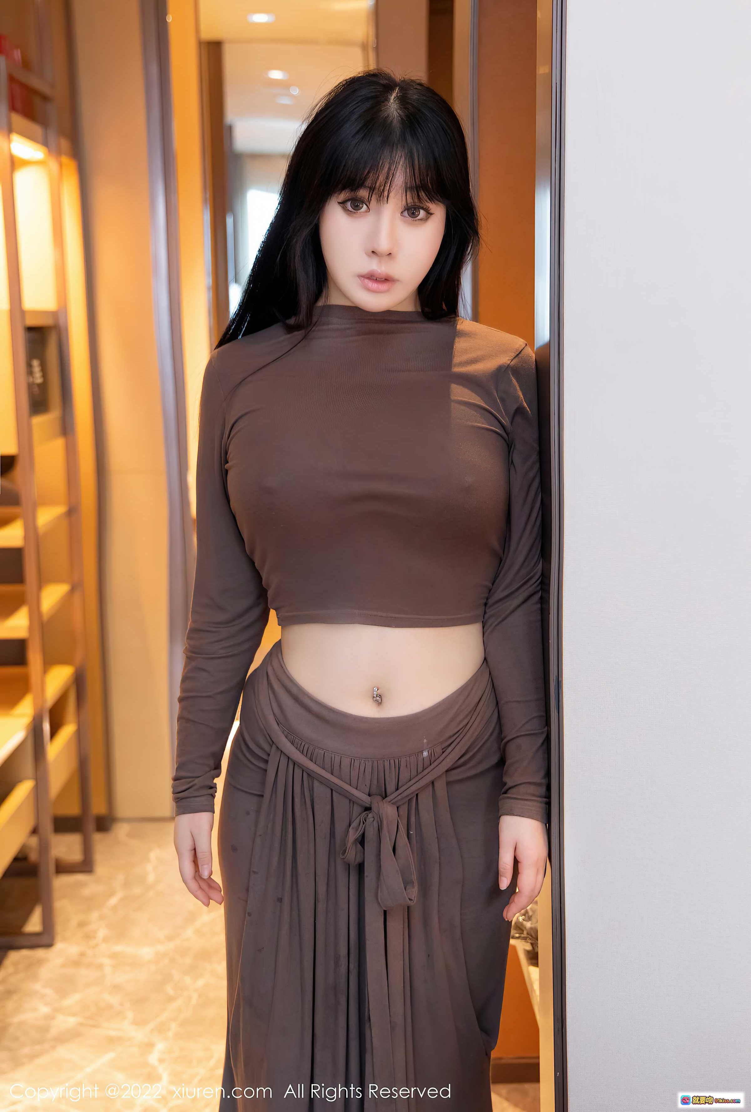 图片[3] - 徐媛媛丰满身材特写 | XiuRen秀人网2022.01.04 NO.4418 | 42+1P高清写真 | 暖光质感美拍 - 就要吻