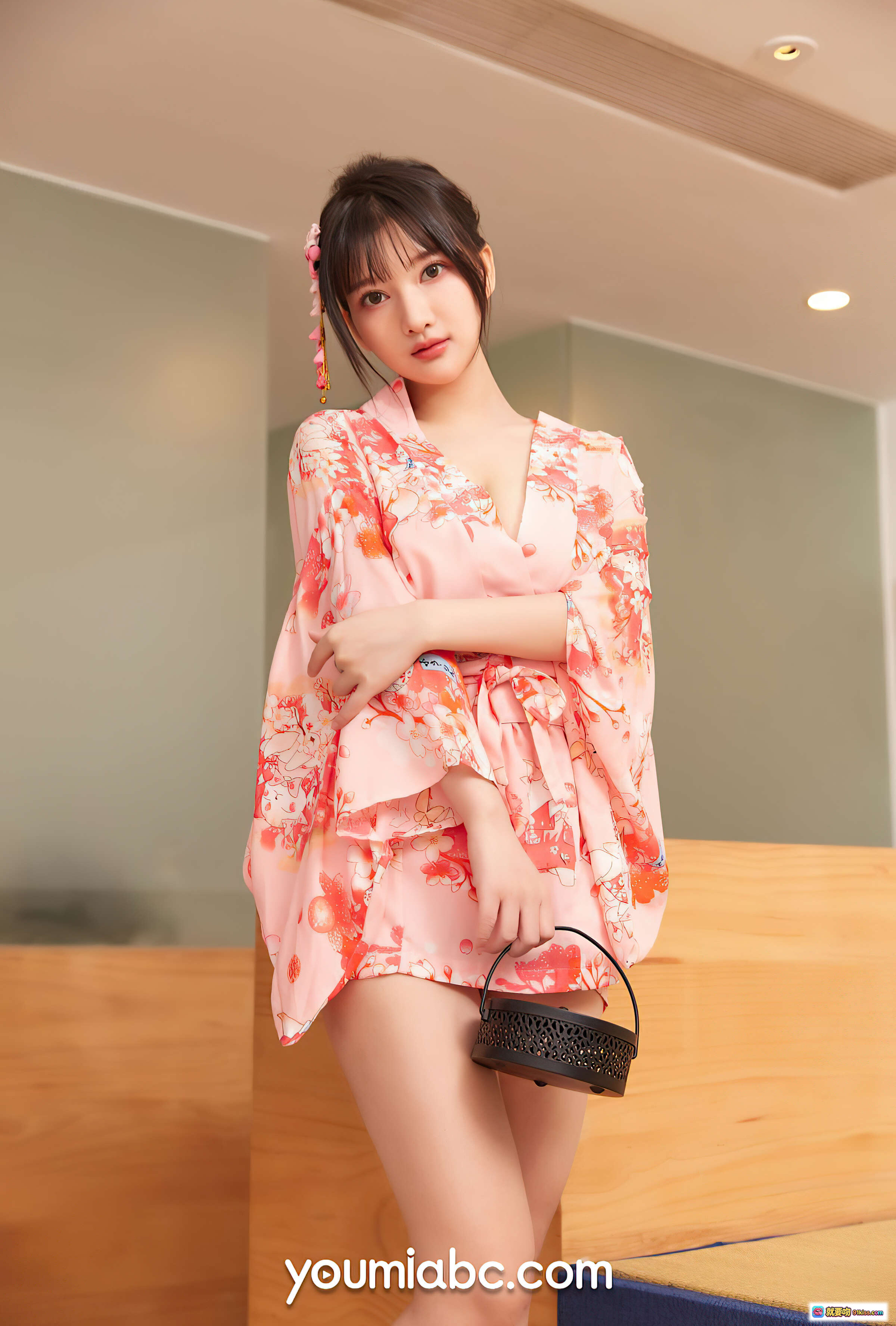 图片[1] - 尹兒居酒屋写真 | 粉色和风浴衣少女 | 日系甜美风格 | 优雅坐姿手持小篮 | YouMi尤蜜2021.09.23高清图集 - 就要吻
