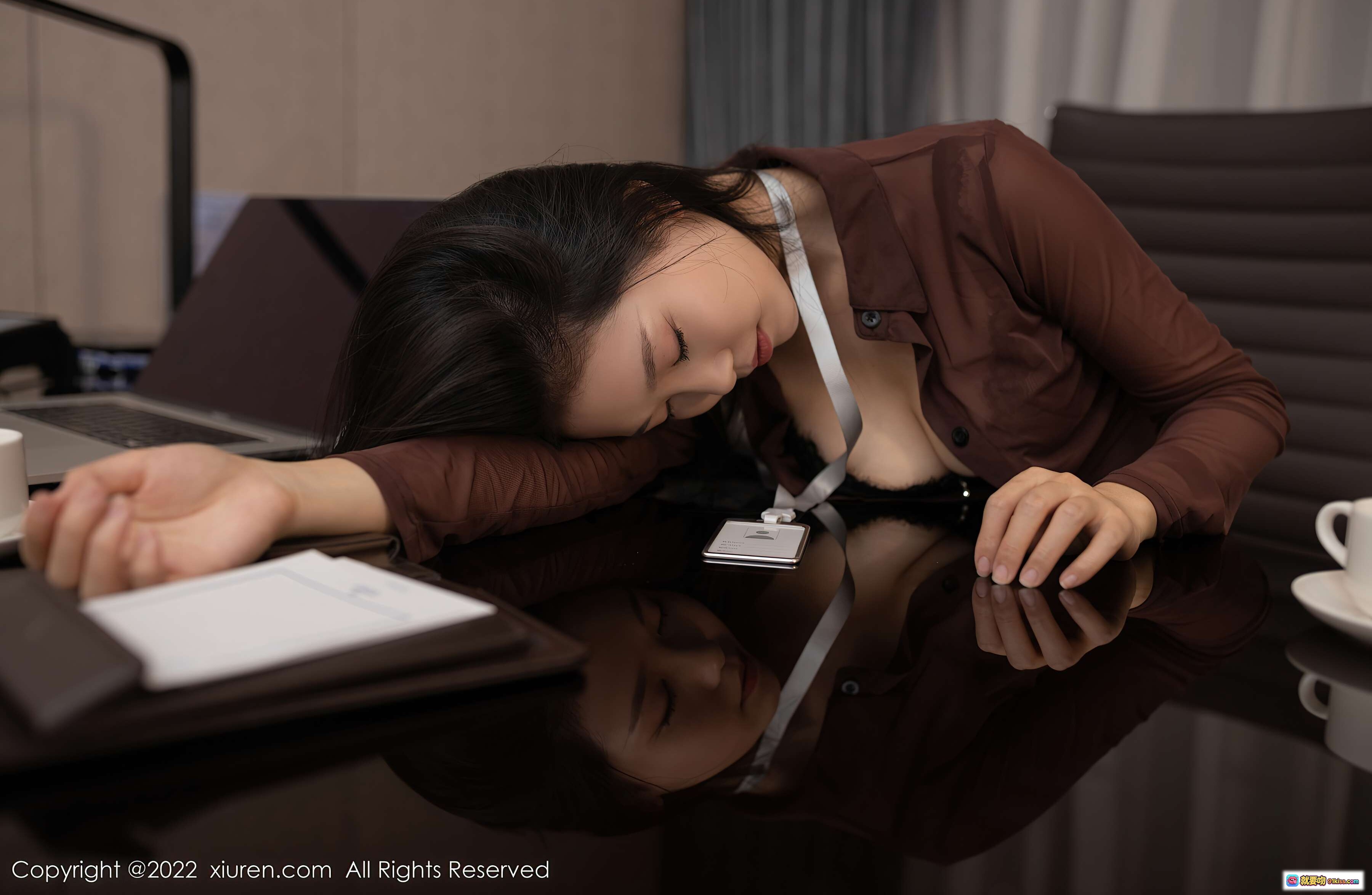 图片[7] - 抖娘利世黑丝美腿写真 | XiuRen秀人网2022.01.18 NO.4479优雅职场风高清图集 - 就要吻