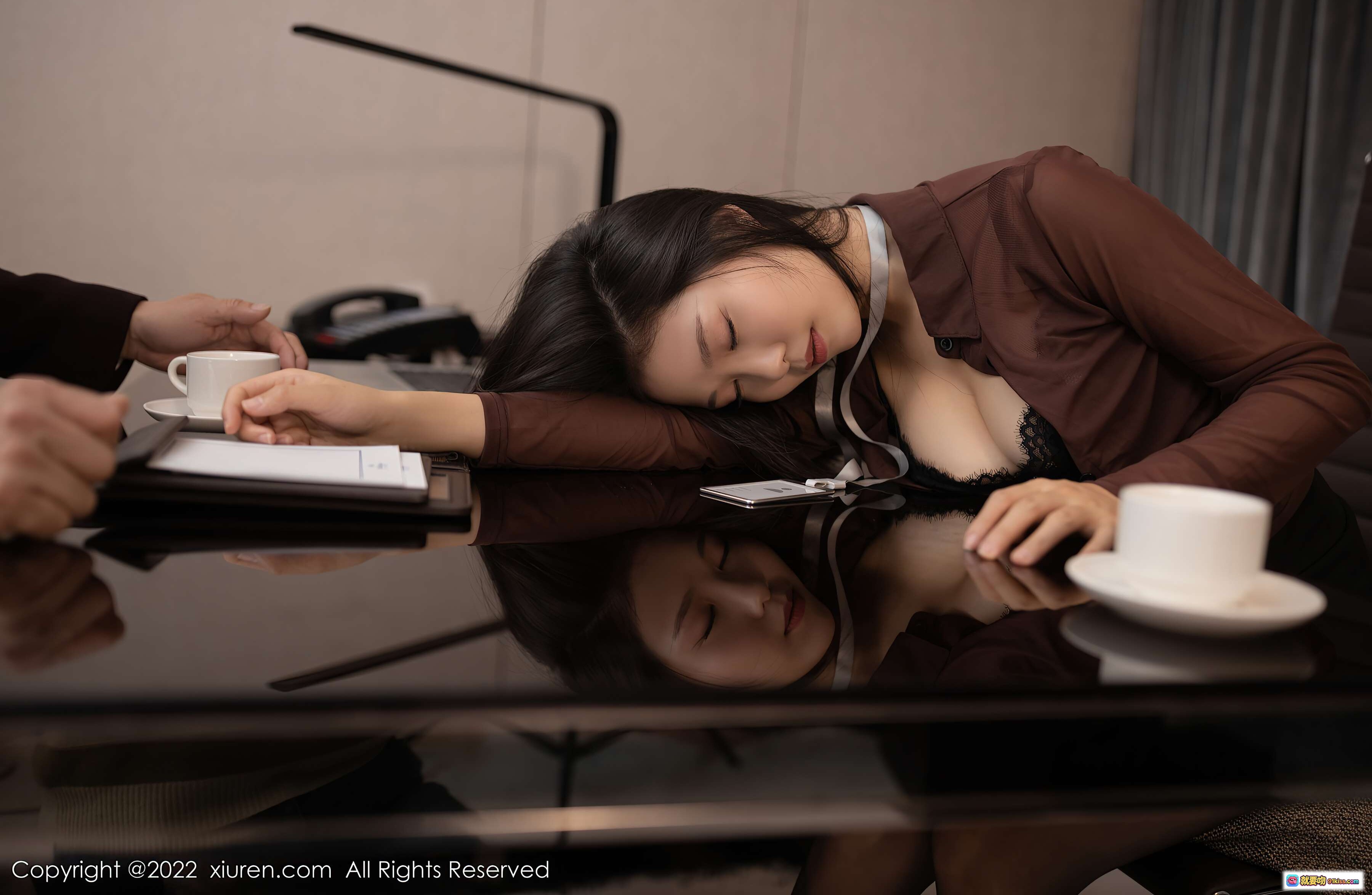 图片[8] - 抖娘利世黑丝美腿写真 | XiuRen秀人网2022.01.18 NO.4479优雅职场风高清图集 - 就要吻