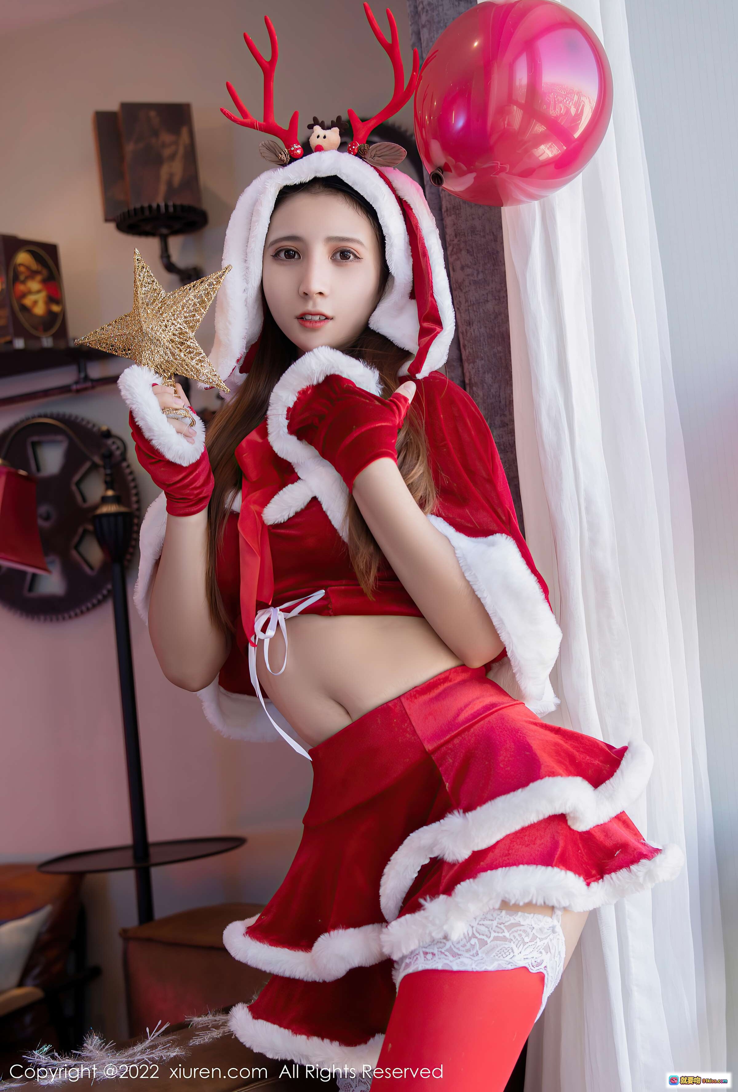 图片[6] - 久久Aimee圣诞主题写真 | 红色鹿角帽+毛绒斗篷+蕾丝边短裙 | 新春特辑高清美图 | XiuRen秀人网NO.4475 - 就要吻