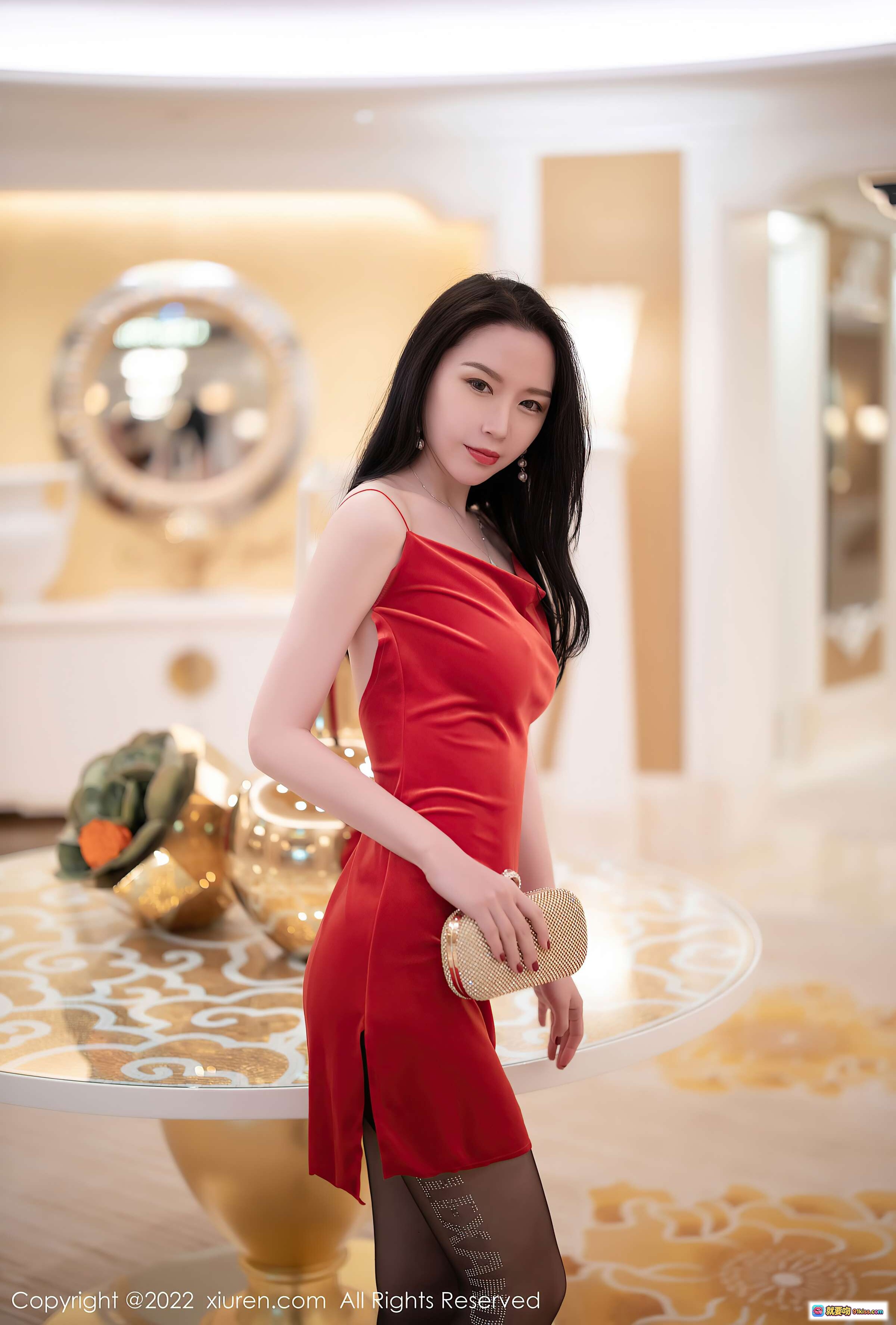 图片[2] - 梦心玥澳门旅拍写真 | 红裙黑丝高跟优雅造型 | XiuRen秀人网NO.4443高清美图 - 就要吻