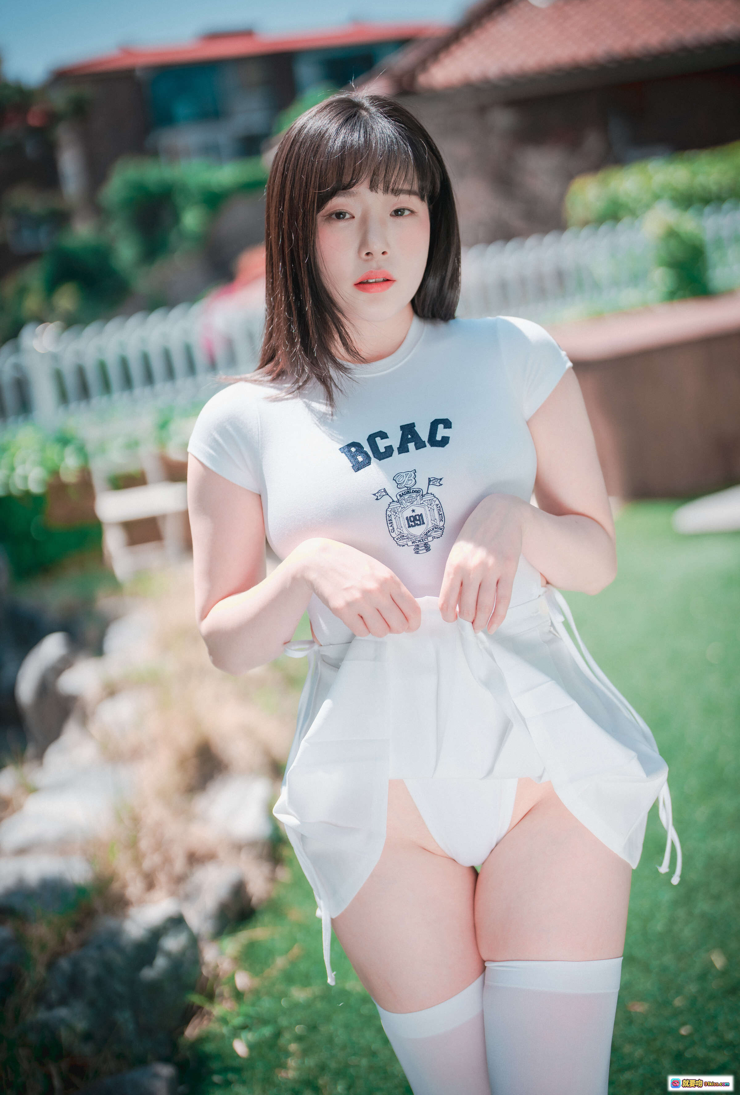 图片[7] - DJAWA Pia Classic Athletic Girl 白色运动装 美腿长袜 户外草坪写真 83P高清图集 - 就要吻