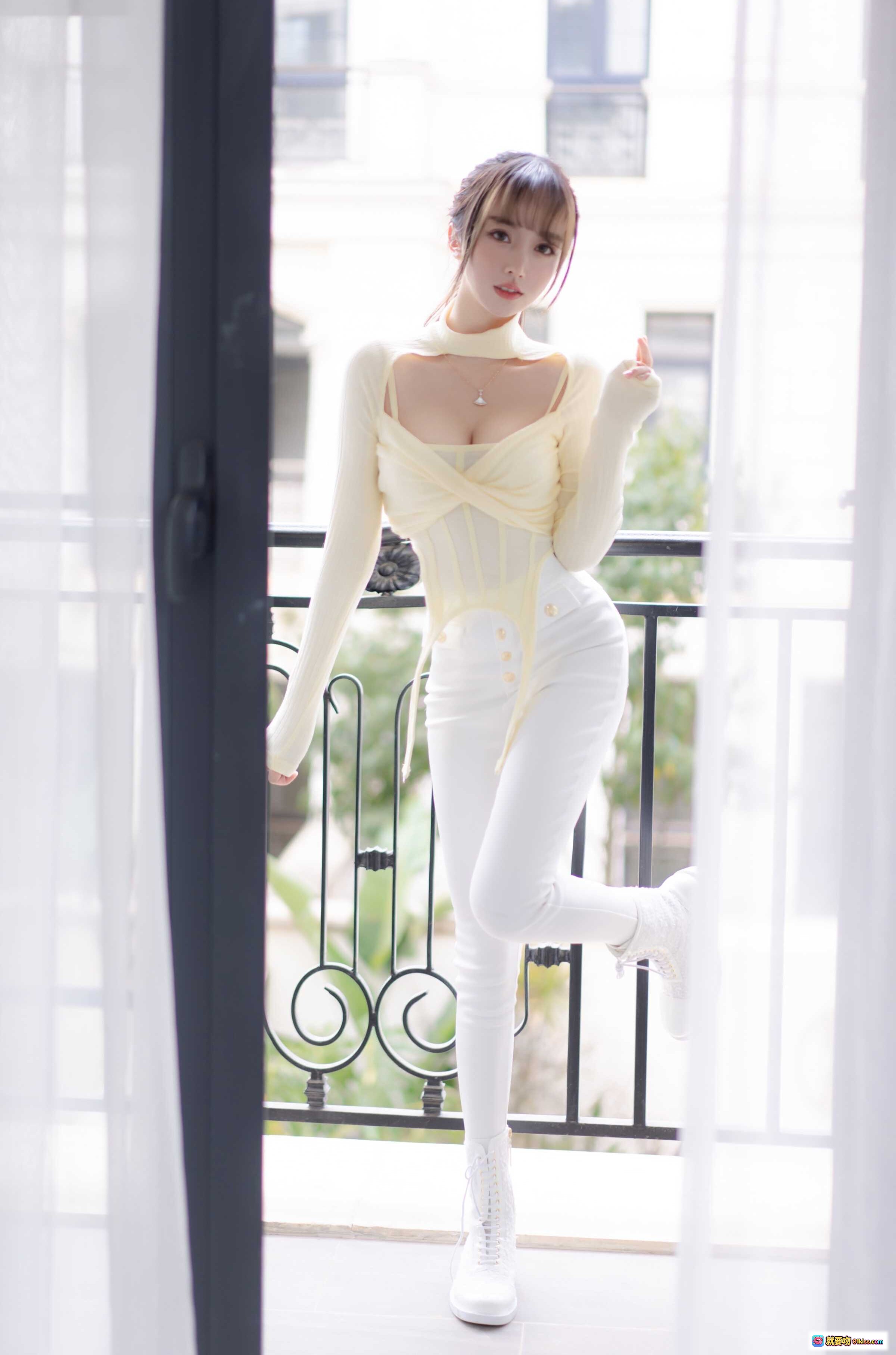 图片[2] - 过期米线线喵虎年新作强制瑟瑟写真 66P高清美腿少女居家性感私房照 - 就要吻