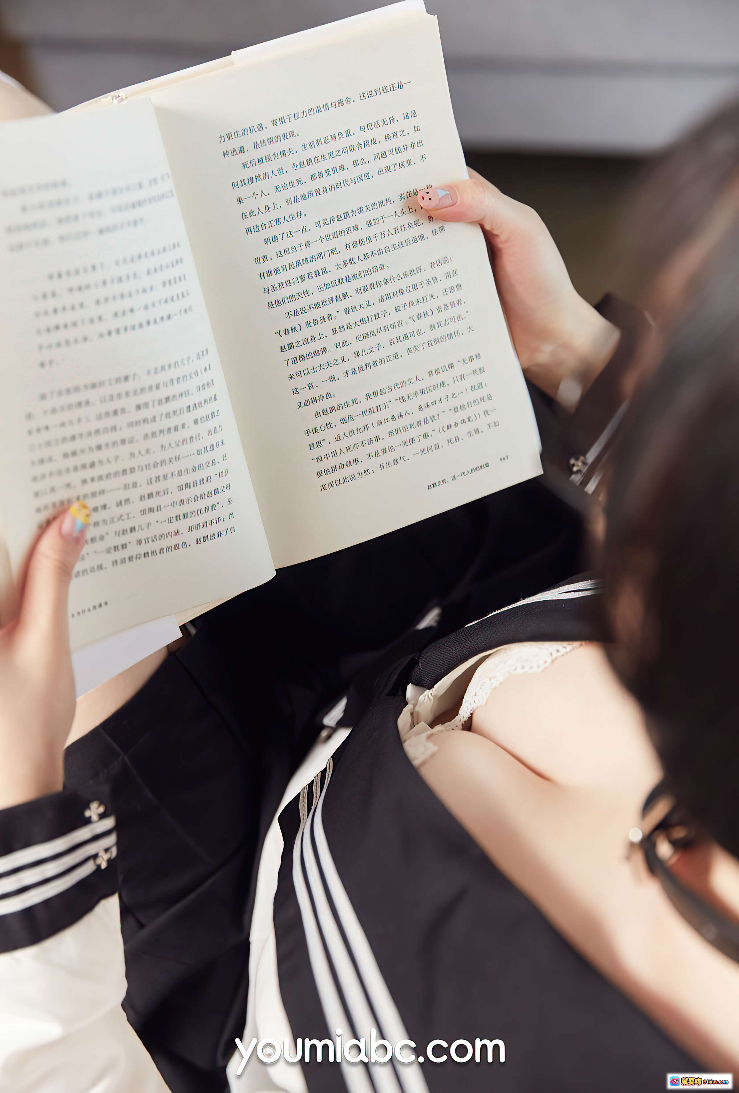 图片[7] - 龙女宝宝秘密教学写真 | 你蜜尤蜜2021.09.21 | 眼镜短发黑项圈 | 61P高清图集 - 就要吻