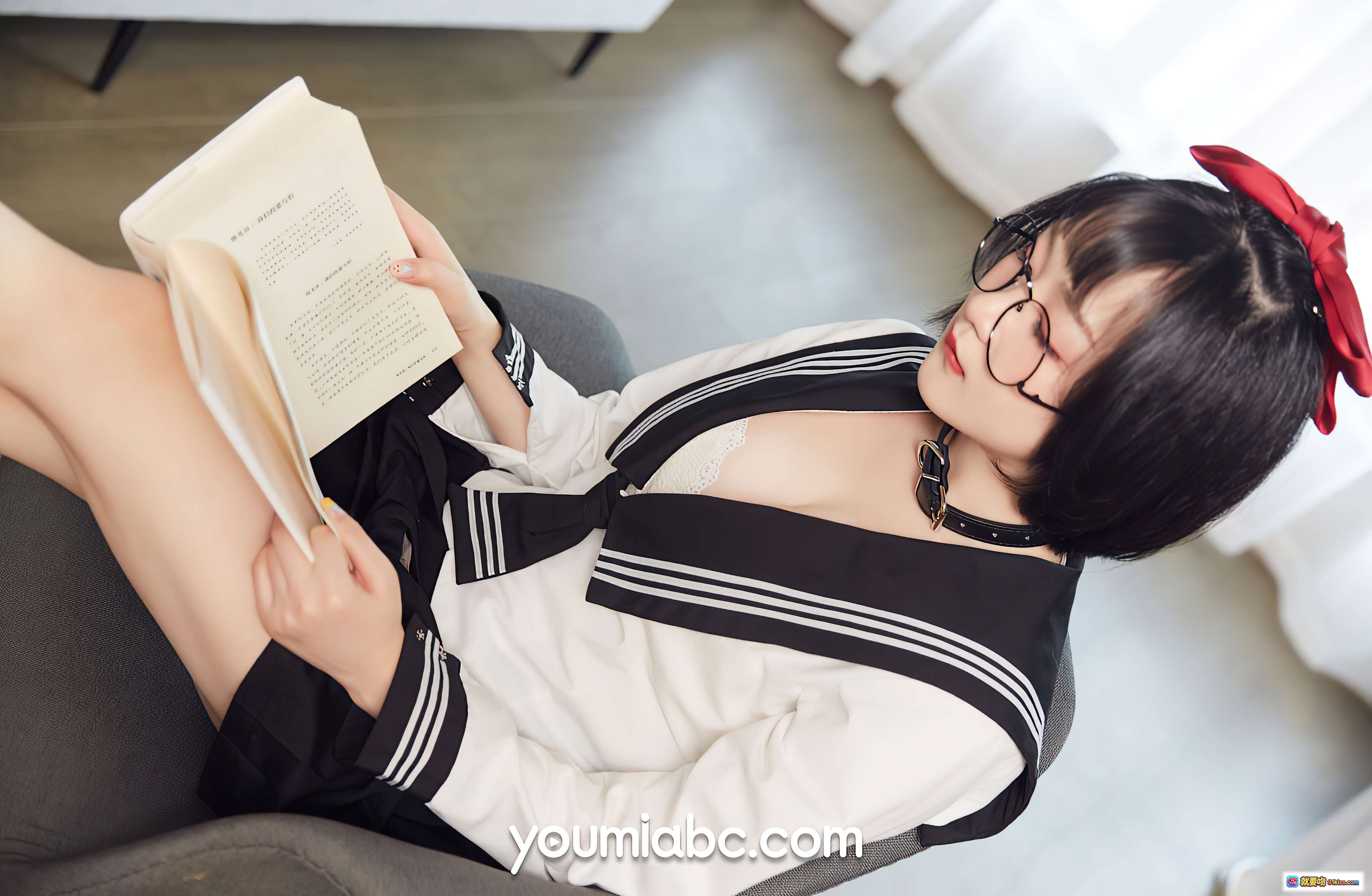 图片[8] - 龙女宝宝秘密教学写真 | 你蜜尤蜜2021.09.21 | 眼镜短发黑项圈 | 61P高清图集 - 就要吻